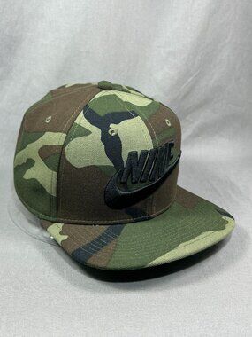 Nike Pro 1Size Snapback Hat Cap Green Woodland Camouflage Adjustable Swoosh Mens